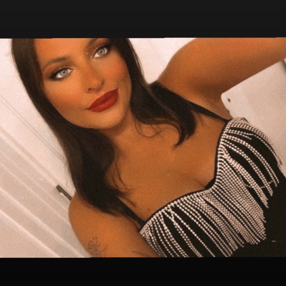 Hello I’m Chelsea! - Picture 4 of 7